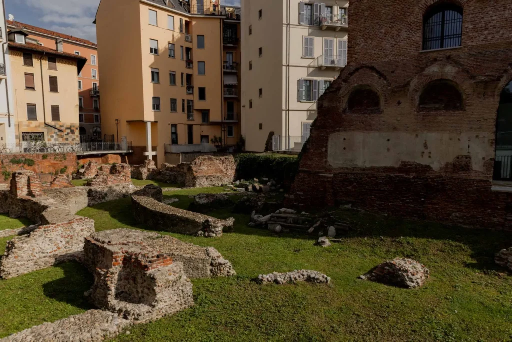 Ancient-ruins-milan