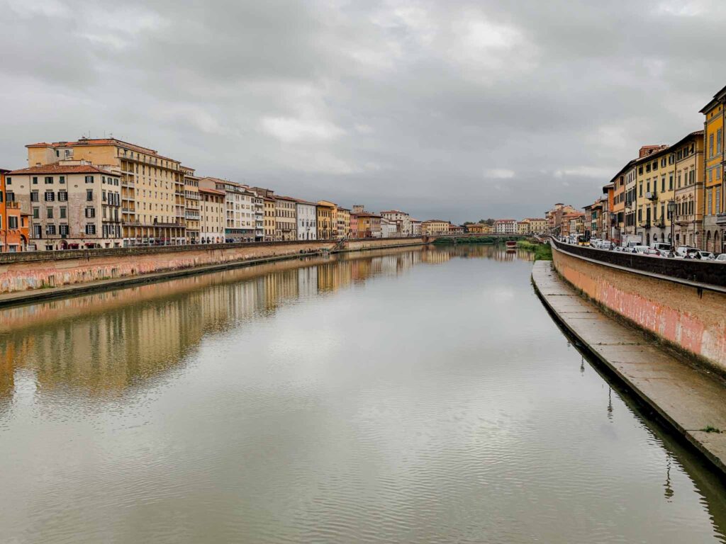 Aperitivo along the Arno River