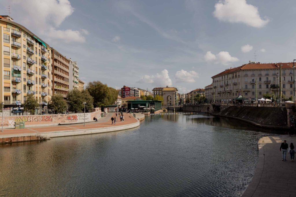 canals-milan