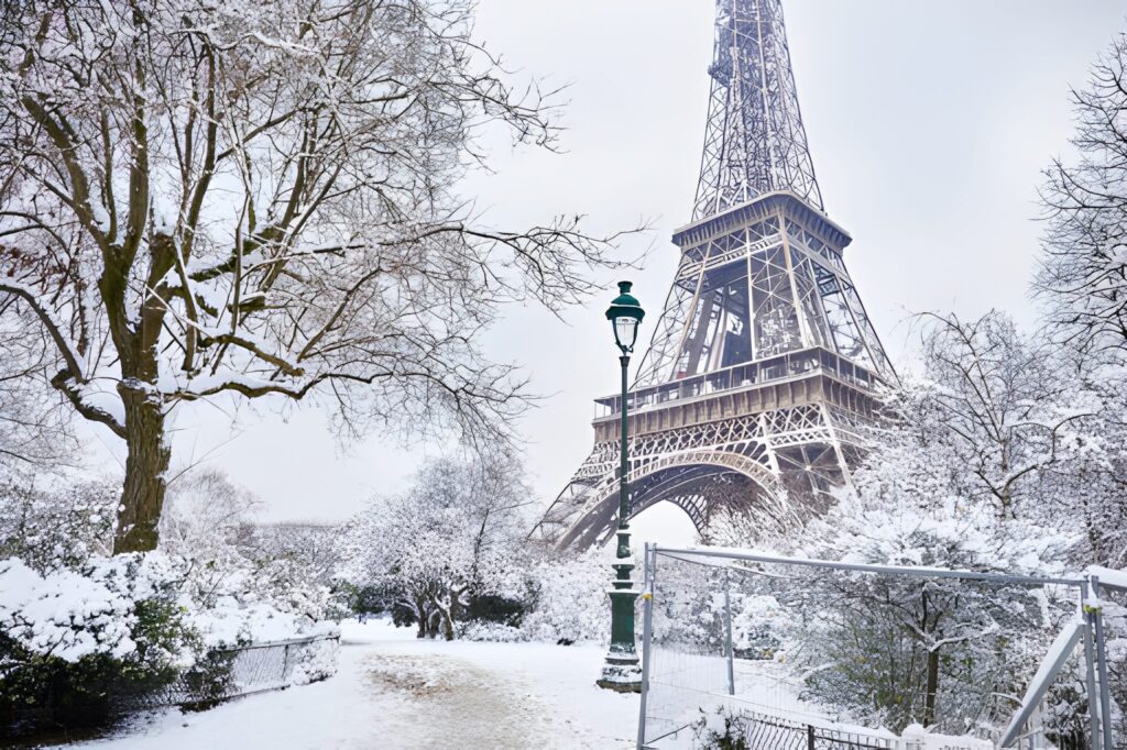 Paris in Winter Guide