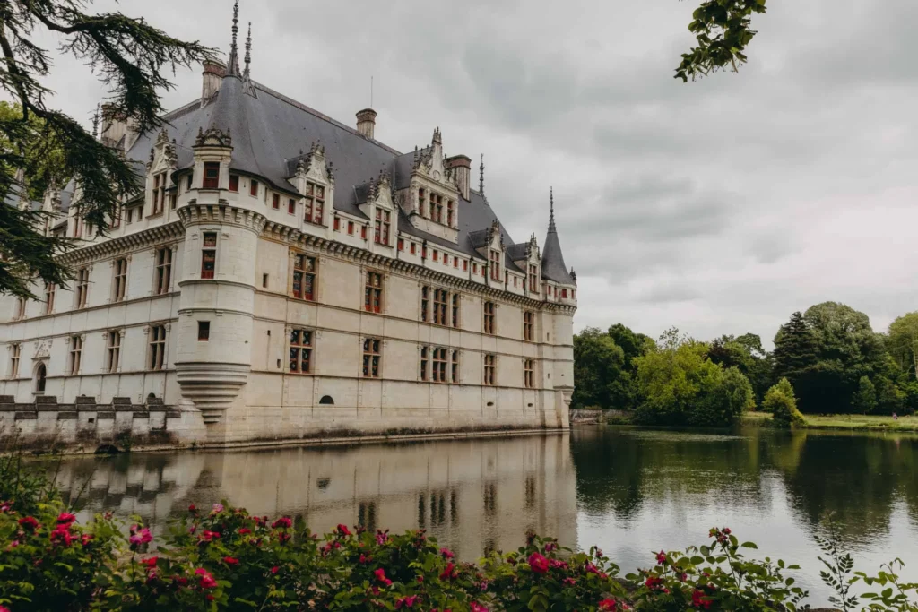 Best Chateaux Loire Valley France
